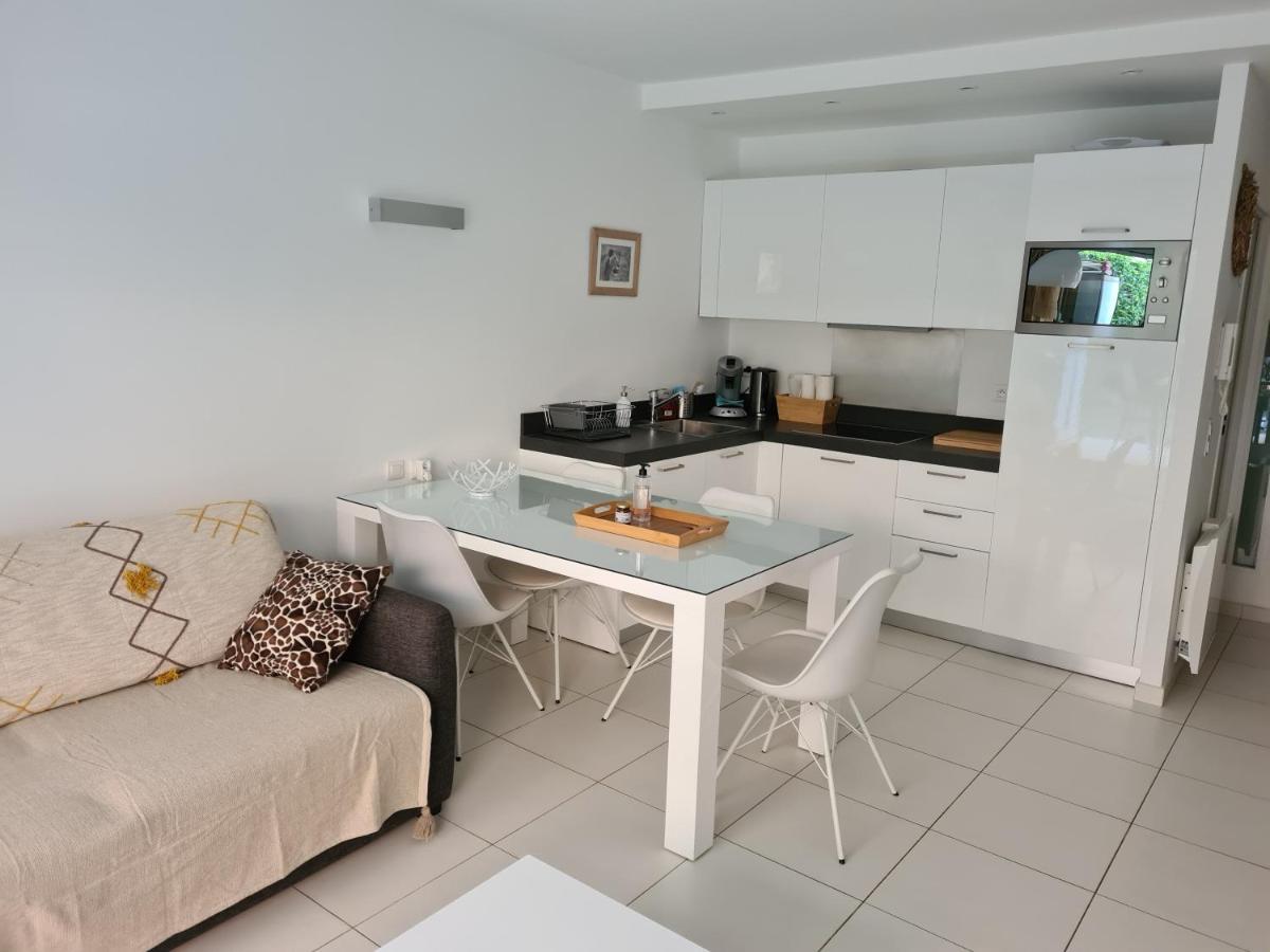 Le Lodge, T2 Classe 3 Etoiles Avec Jardin, Parking, Piscine & Mer A 2 Pas Menton Luaran gambar